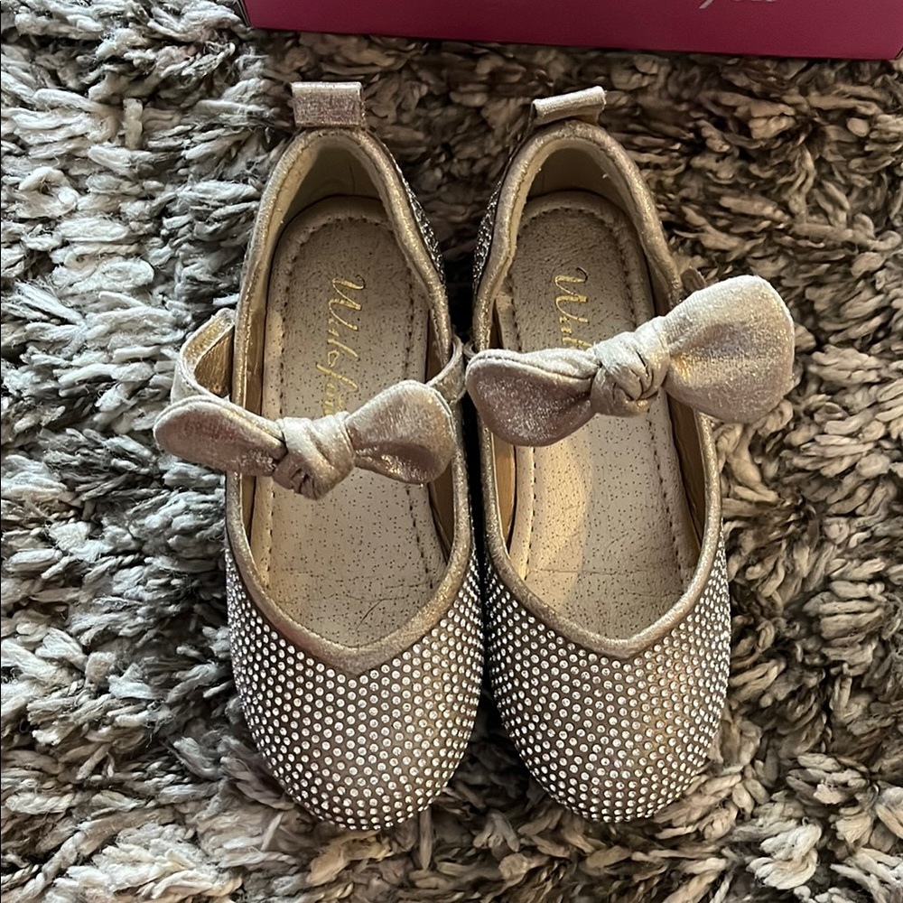 Elegant Rhinestone Gold Mary Jane Shoes - Picture 8 of 10